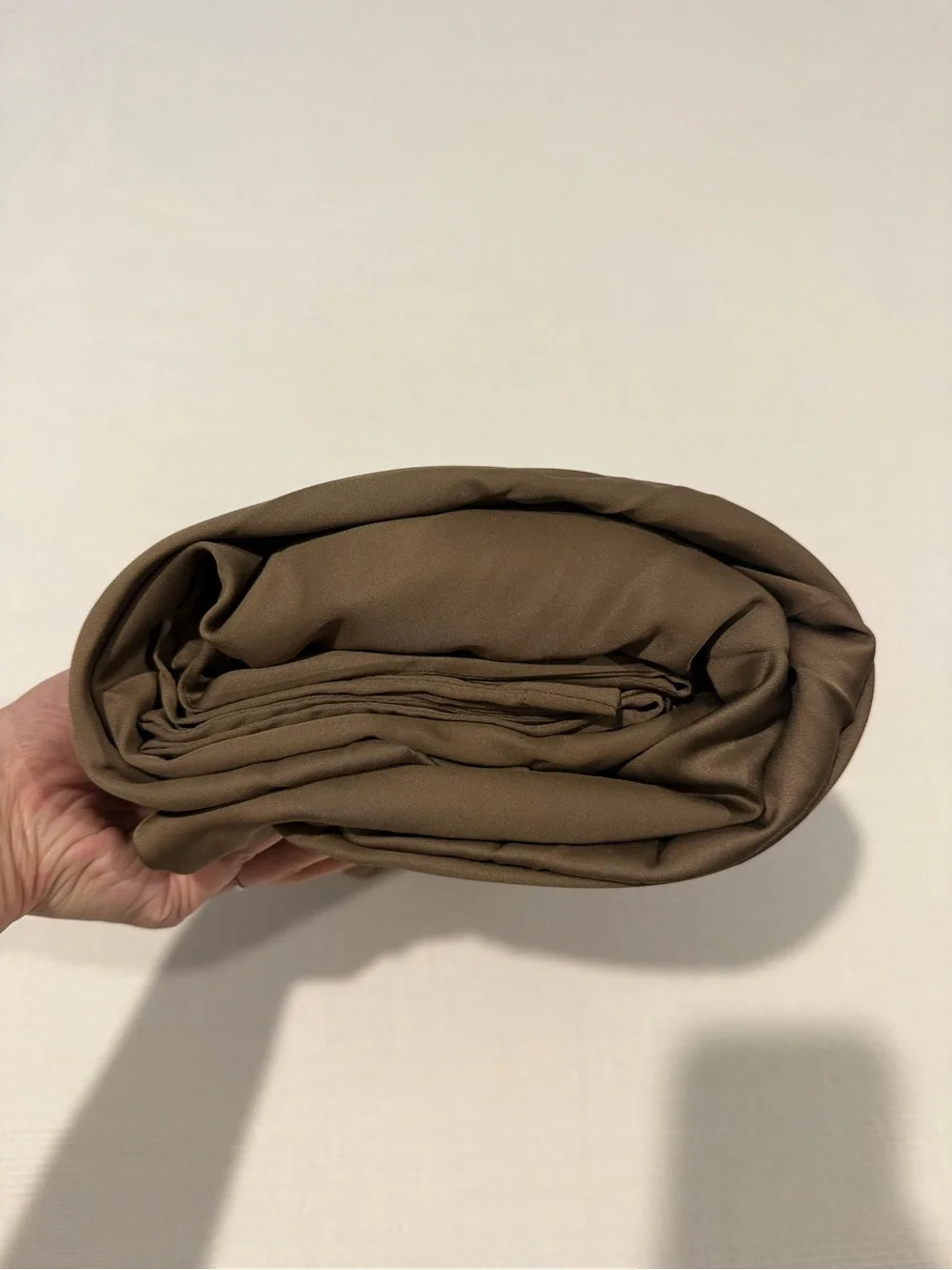 New Quince Bamboo Fitted Sheet Set Queen - Walnut MSRP $104